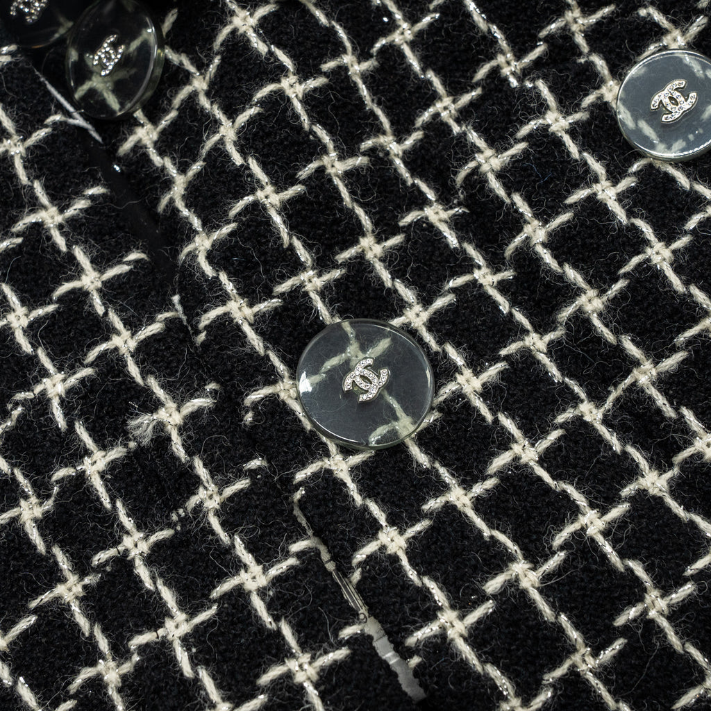 copy-of-chanel-17a-size-36-jacket-fantacy-tweed-calfskin-black