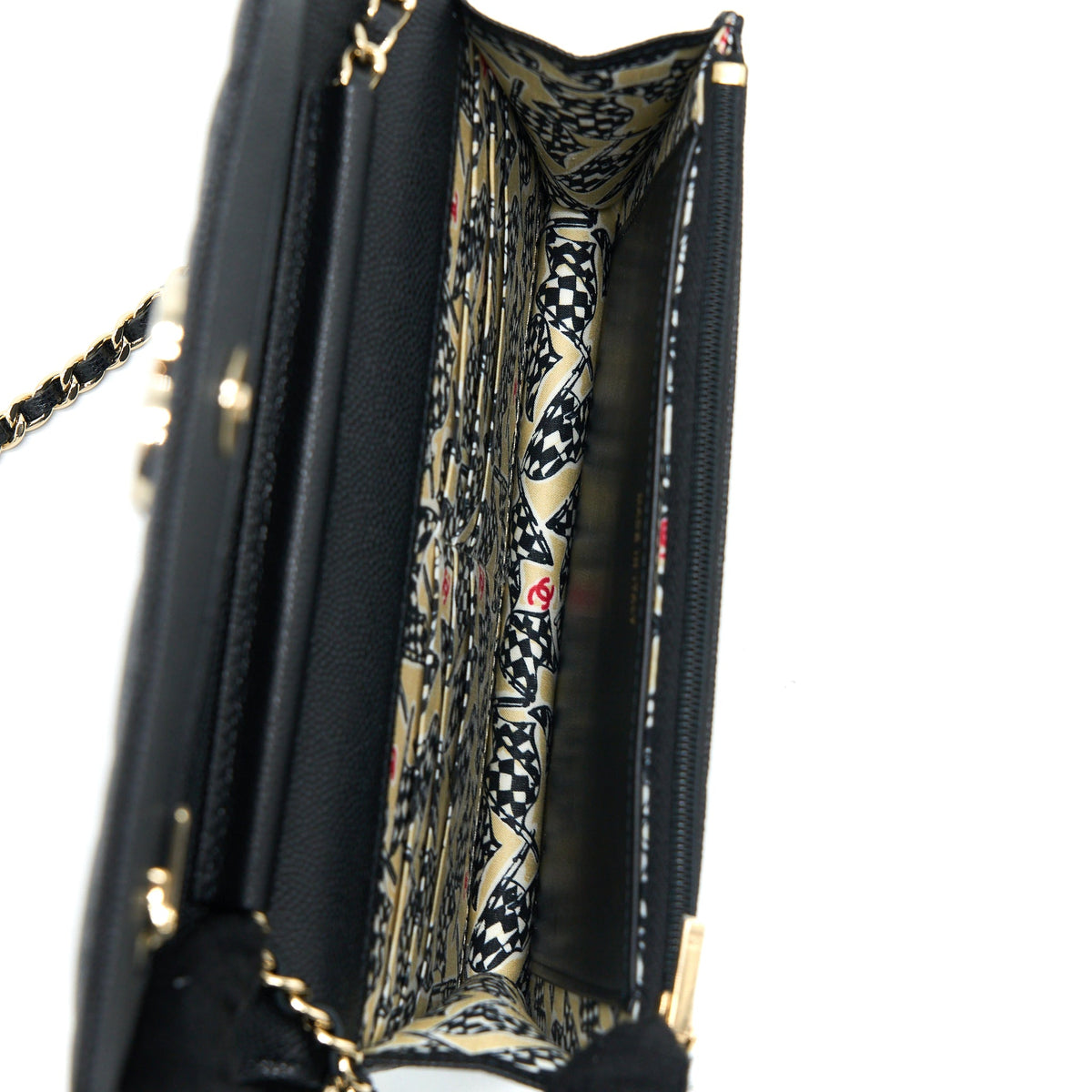 chanel-giant-cc-logo-wallet-on-chain-caviar-black-lghw-microchip-1