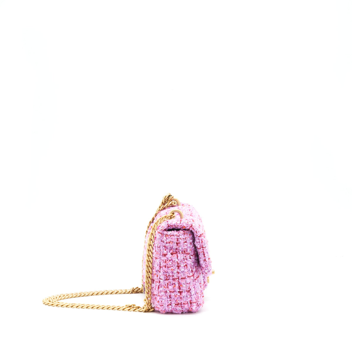 chanel-22p-square-flap-bag-tween-pink-with-pink-hardware