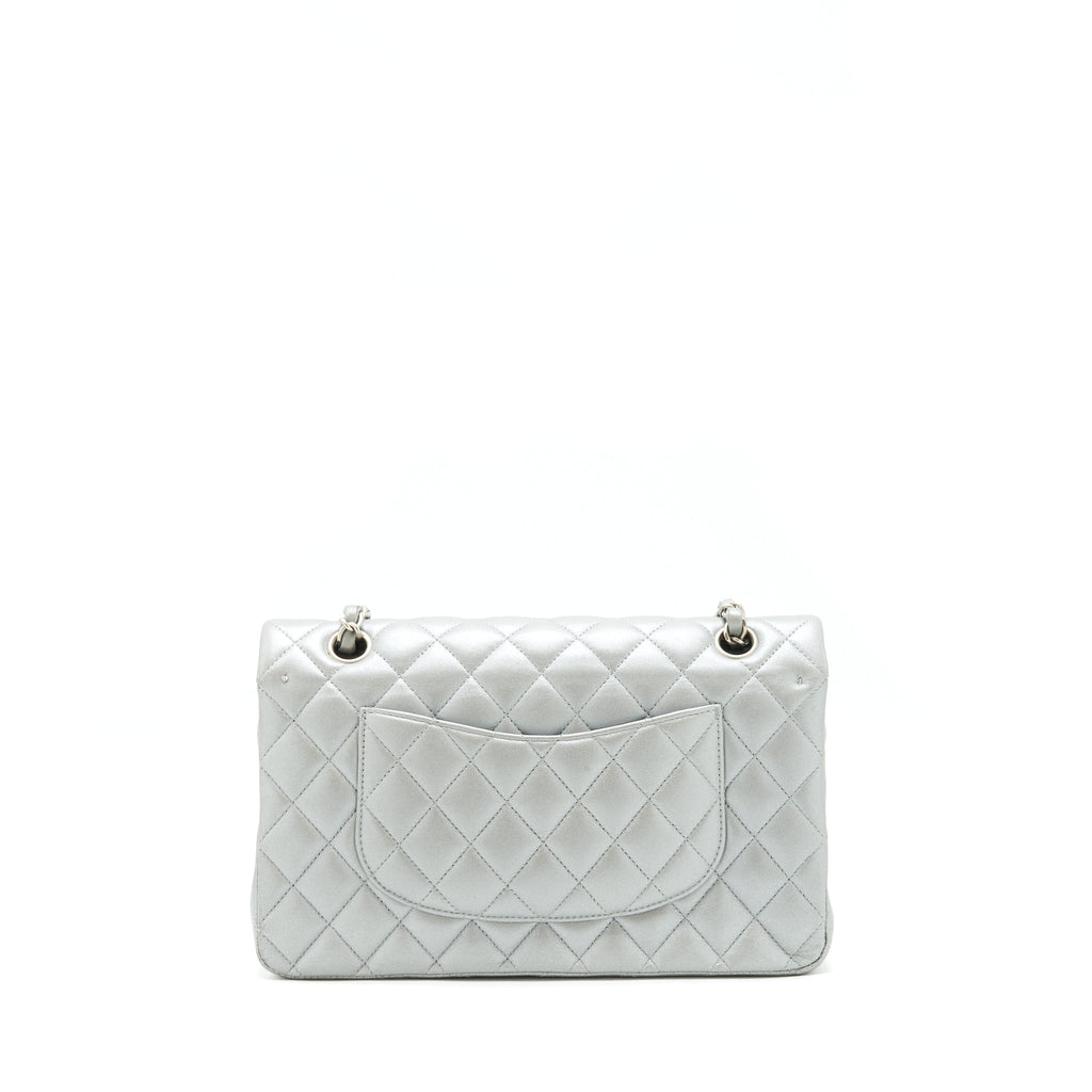 chanel-medium-classic-flap-bag-silver-grey-shw