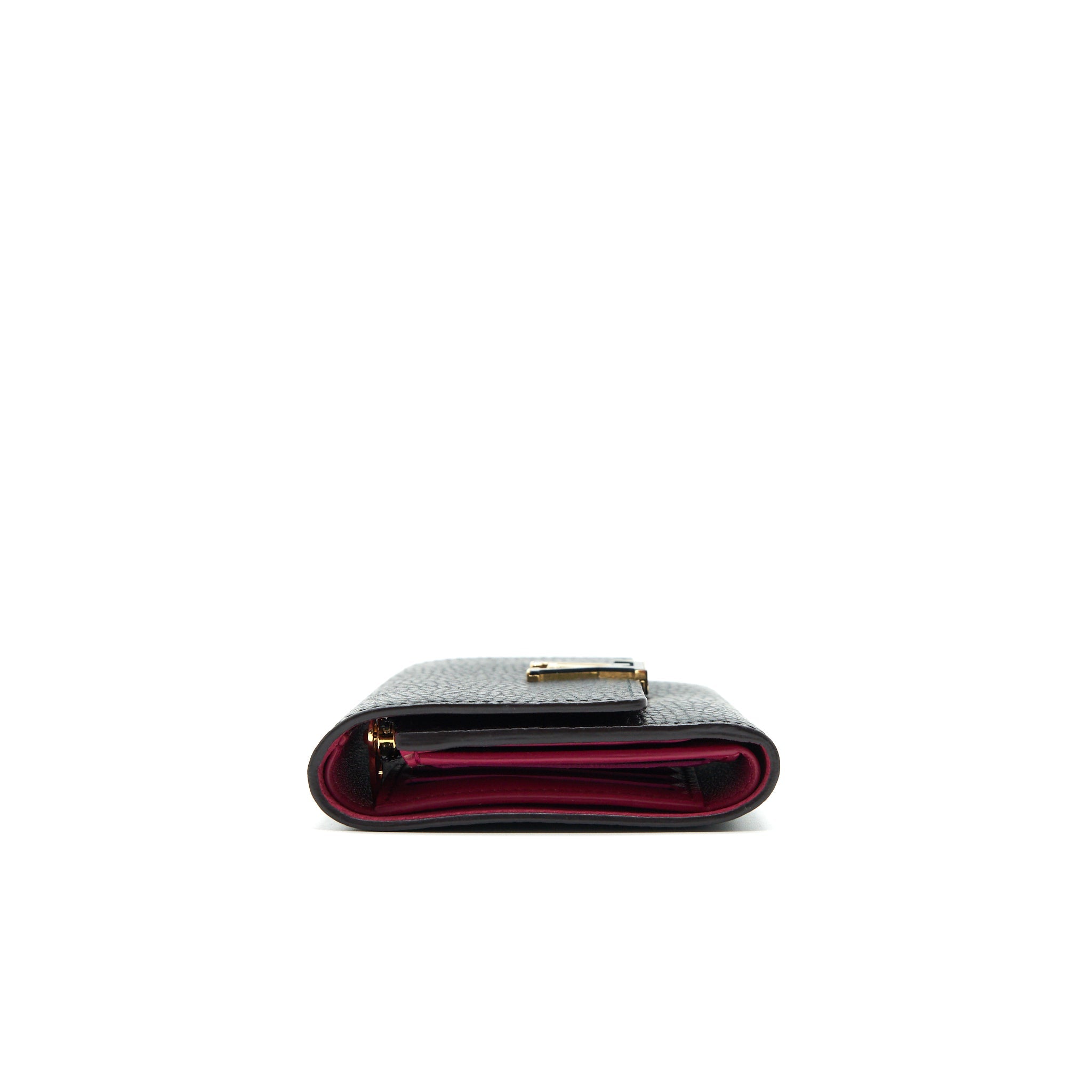 louis-vuitton-capucines-compact-wallet-in-black