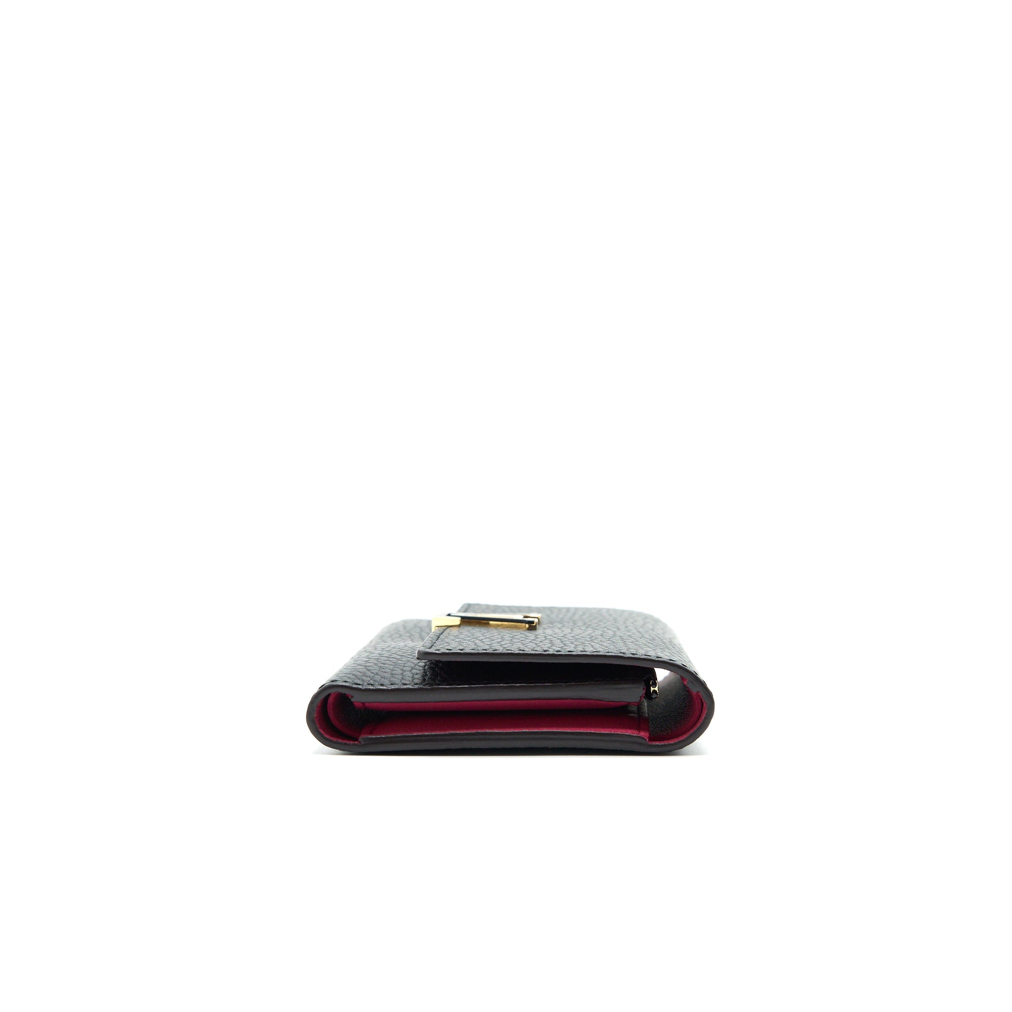 louis-vuitton-capucines-compact-wallet-in-black