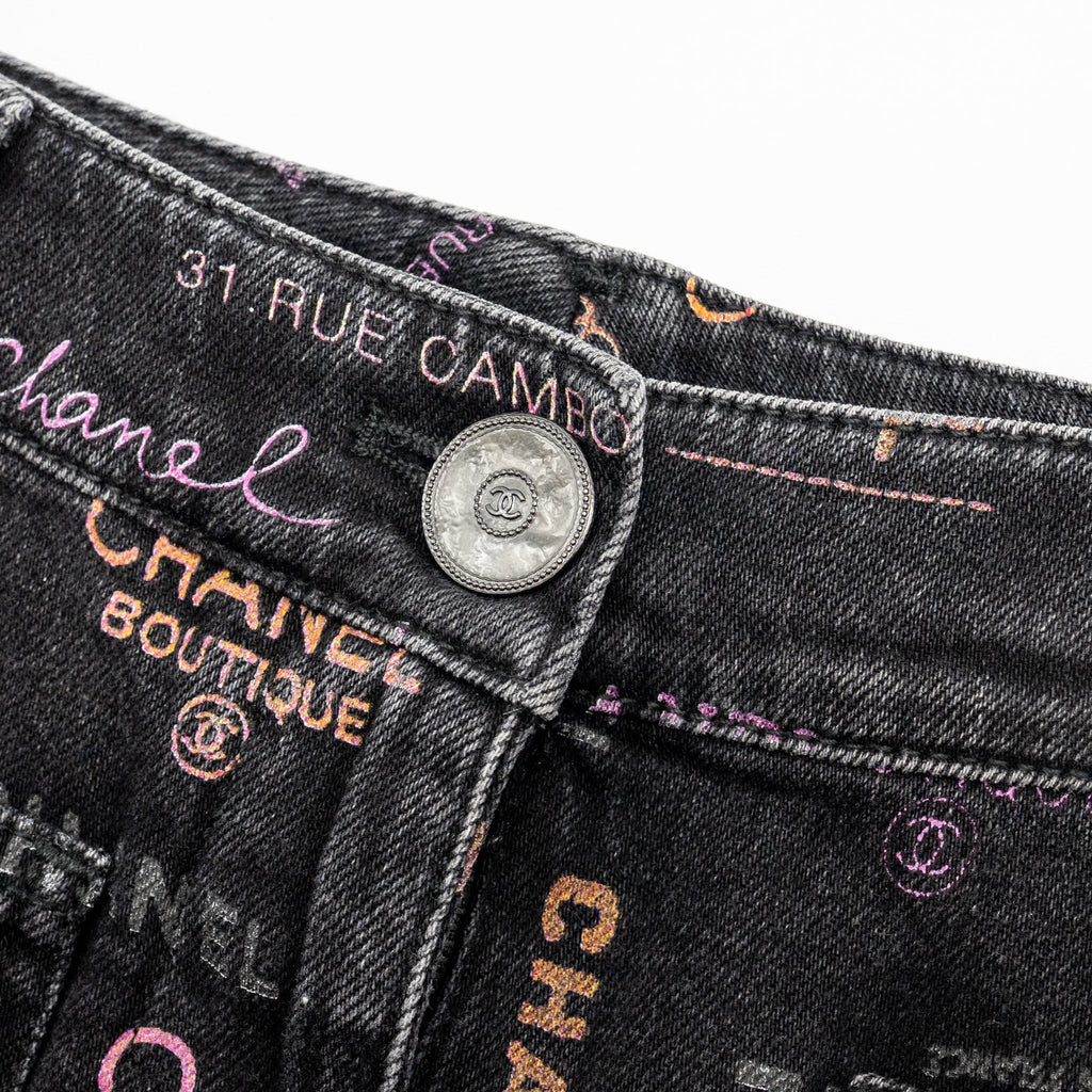 chanel-size-38-22p-letter-logo-print-straight-jeans-black