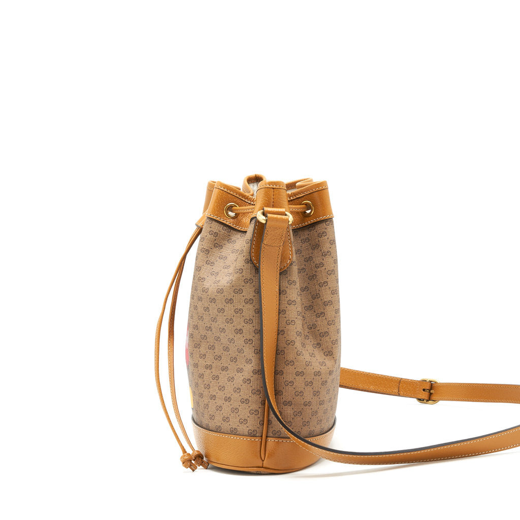 gucci-disney-micky-mouse-bucket-bag-ghw