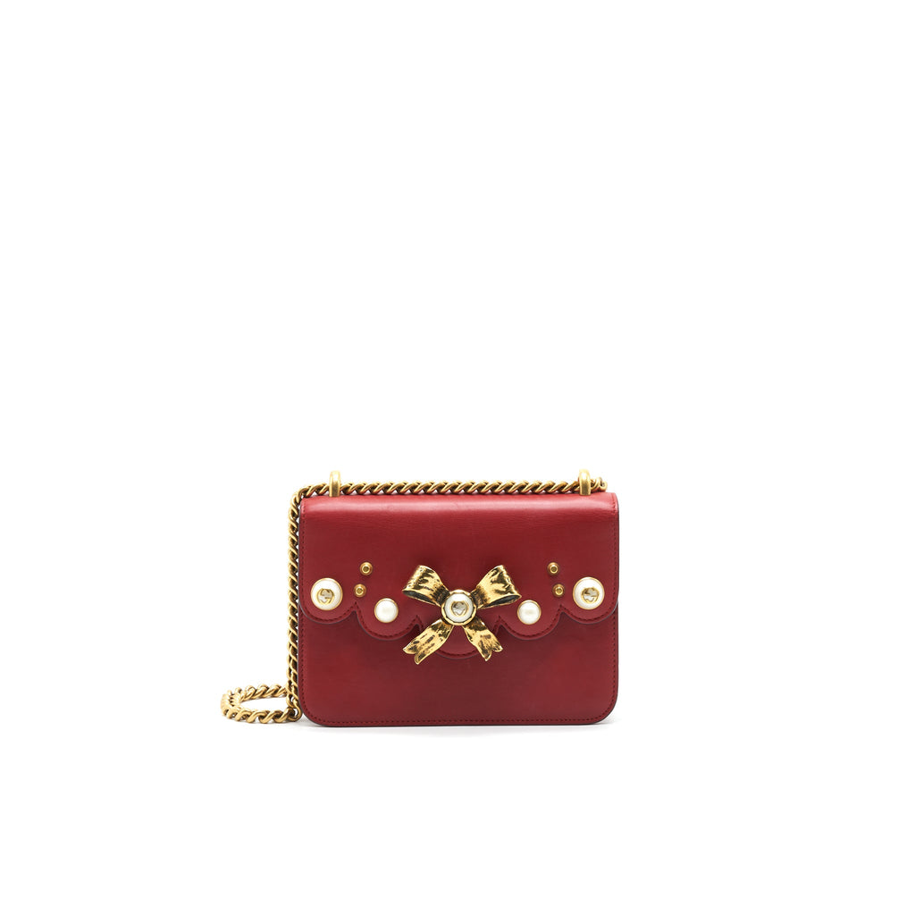 gucci-bow-and-pearl-leather-chain-shoulder-bag-red