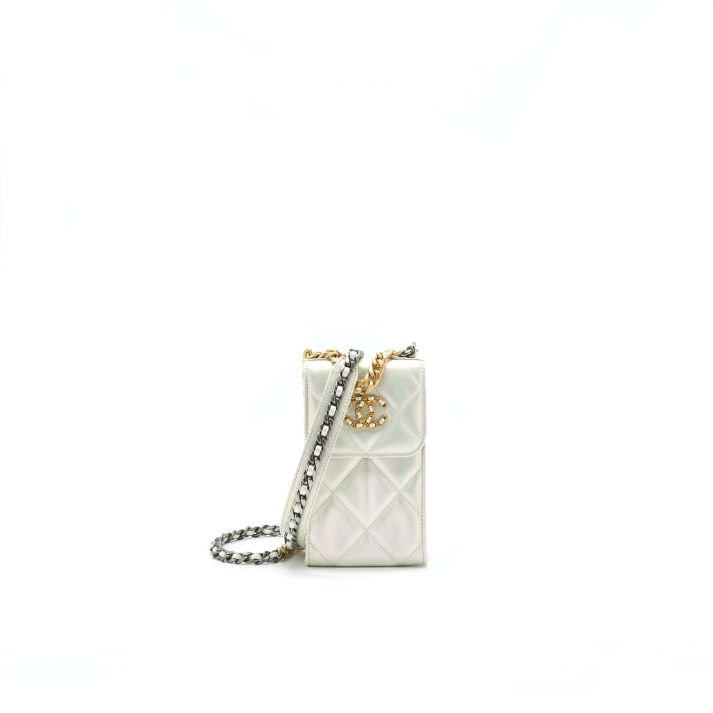 chanel-19-phone-case-with-chain-iridescent-white