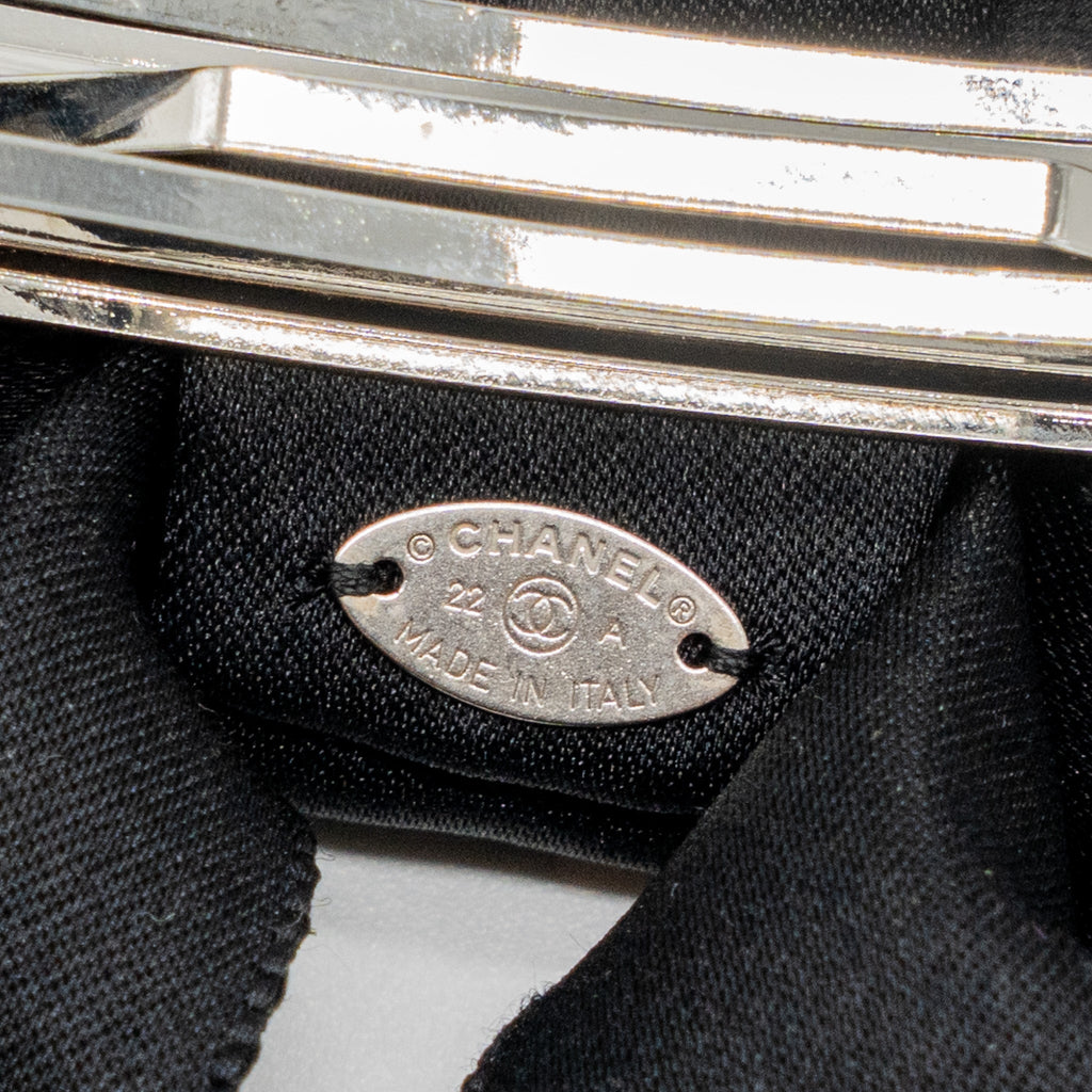 chanel-bow-hair-clip-silk-black-shw