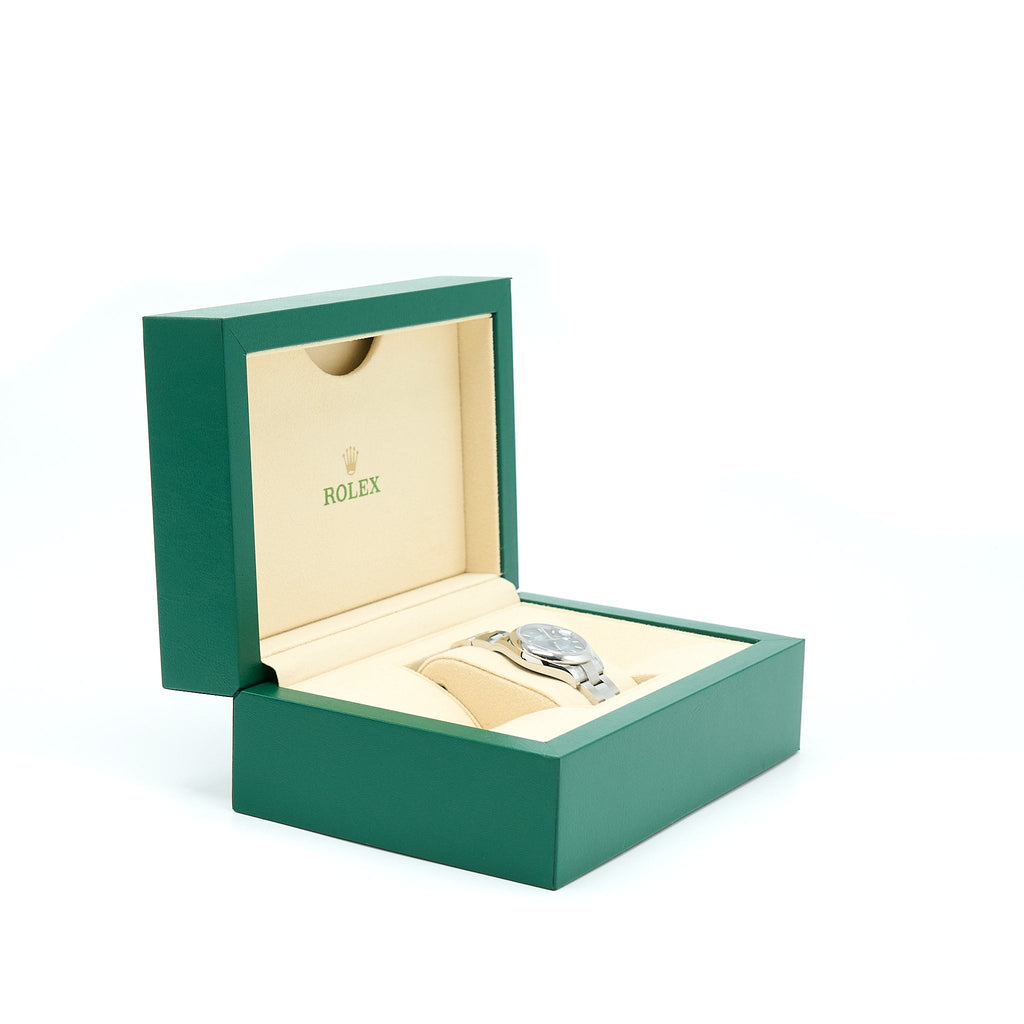 rolex-datejust-31-oyster-31mm-oystersteel-features-a-mint-green-dial-and-oyster-bracelet