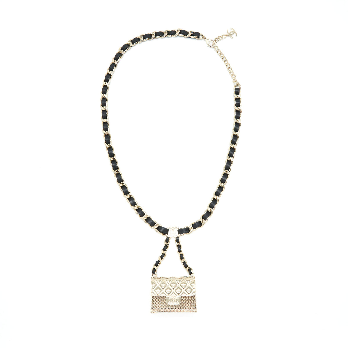 chanel-21s-runway-micro-bag-chain-belt