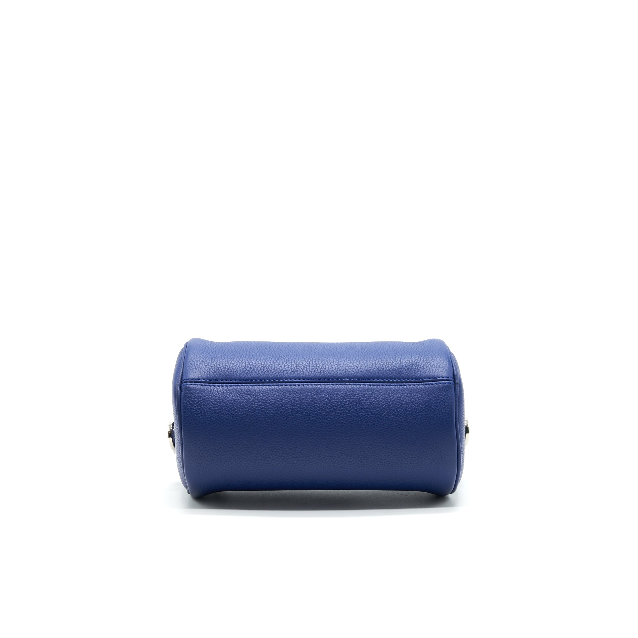 dior-homme-grained-calfskin-roller-messenger-bag-1