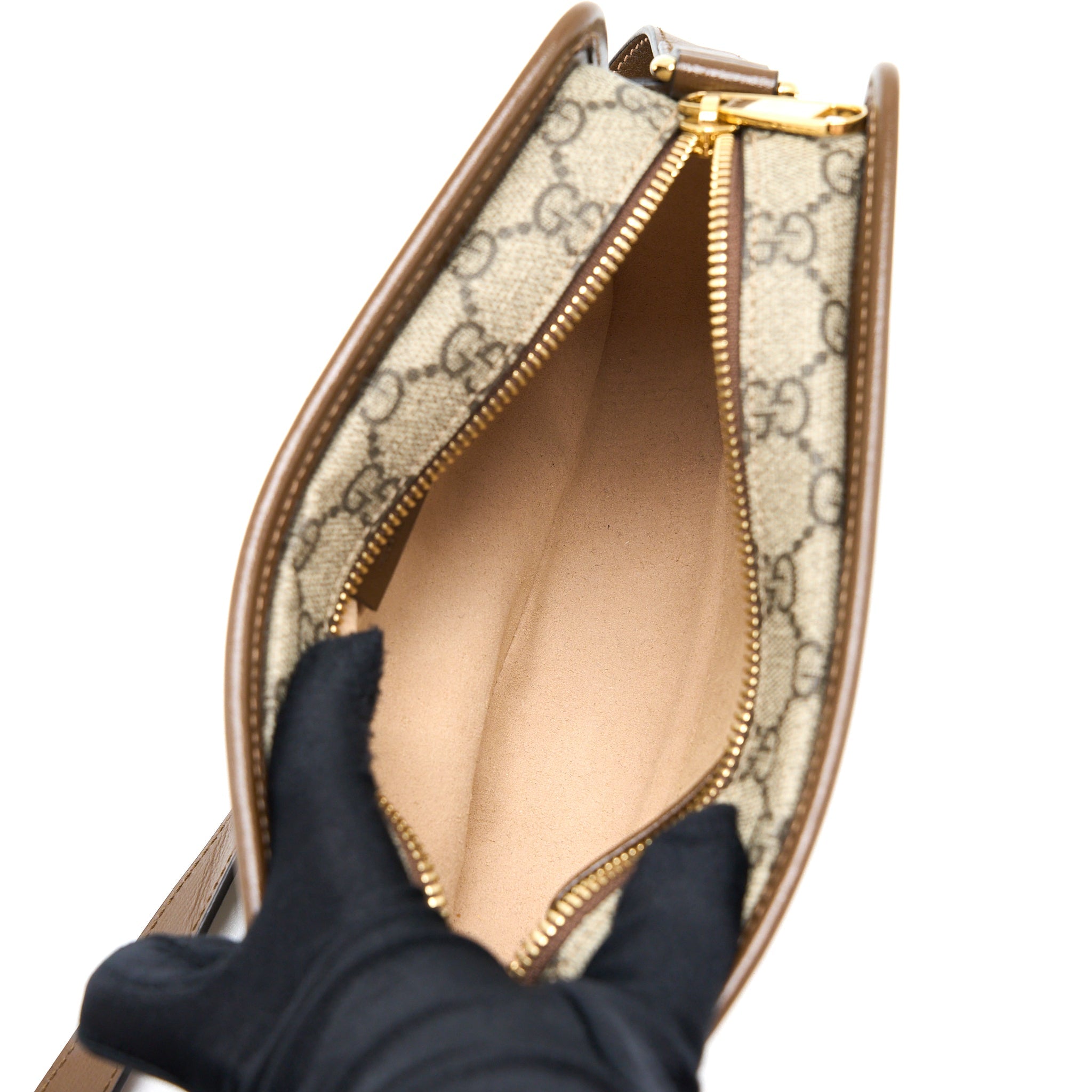 gucci-mini-bag-interlocking-g-in-gg-supreme-canvas-ghw