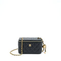 chanel-22b-pearl-crush-long-vanity-with-chain-lambskin-black-ghw