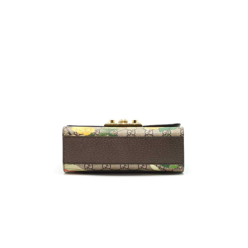 gucci-small-padlock-bag-gg-supreme-with-pattern-ghw