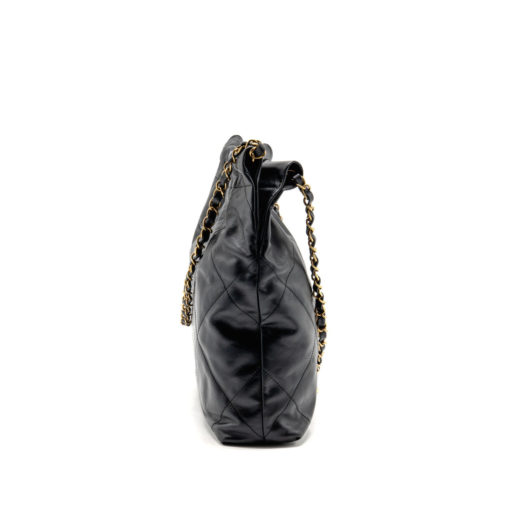 chanel-22-black-4