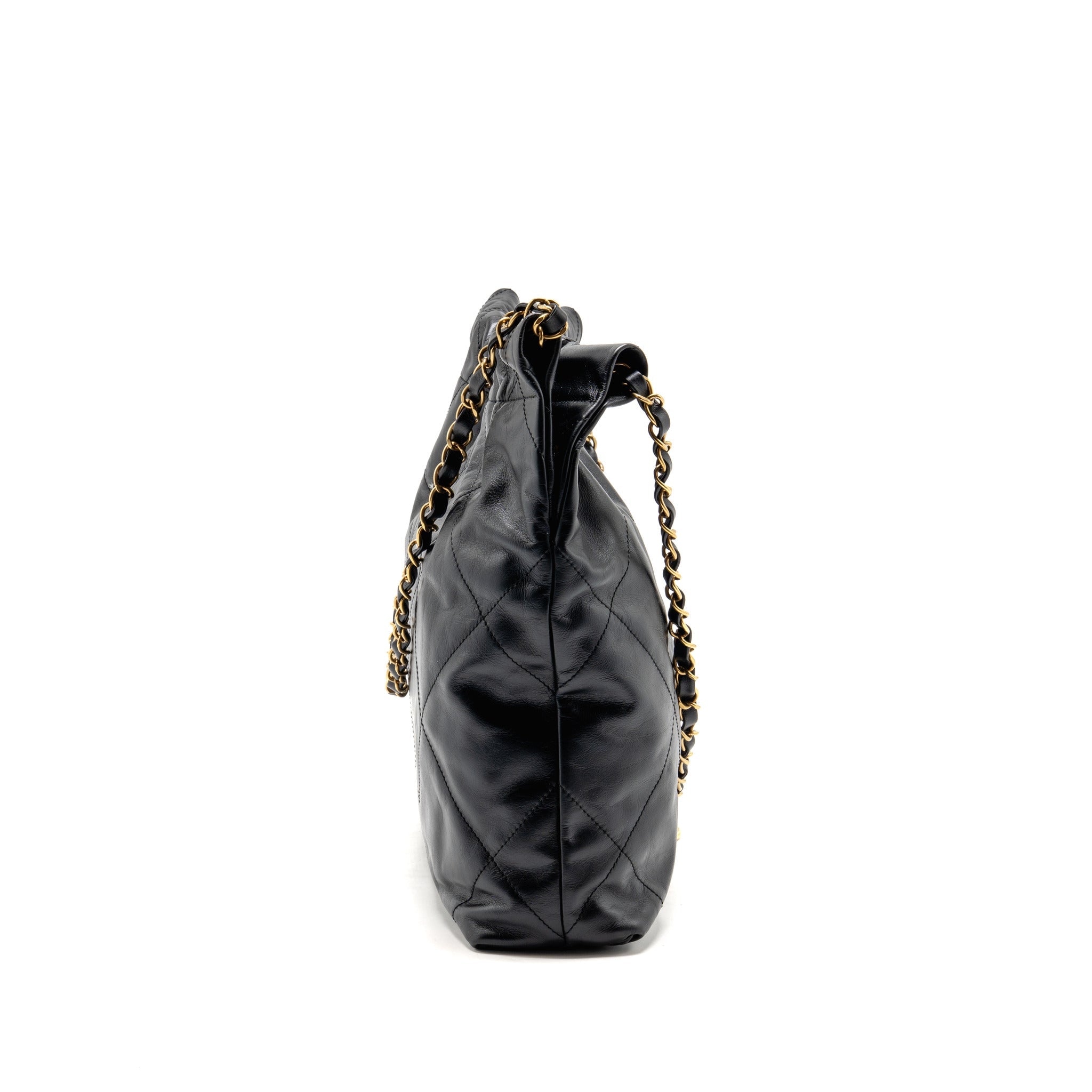 chanel-22-black-4