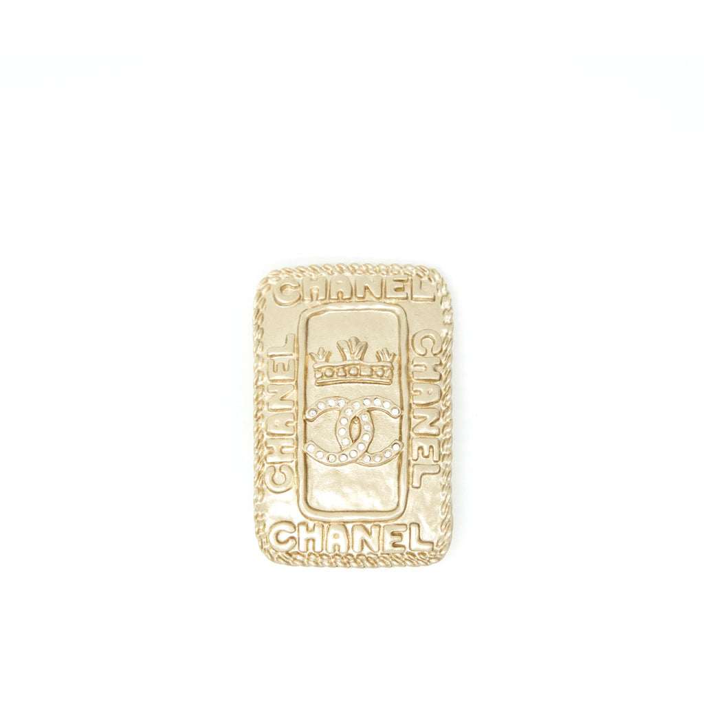 chanel-cc-logo-and-crown-metal-plate-brooch-brushed-lghw