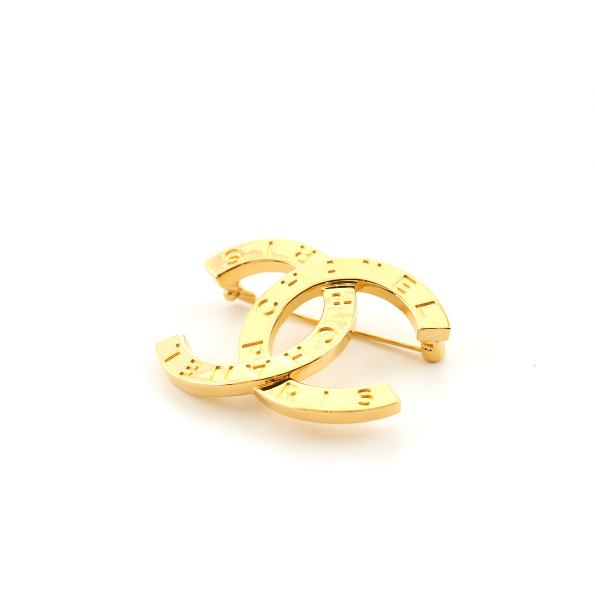 chanel-cc-logo-with-letter-brooch-light-gold-tone
