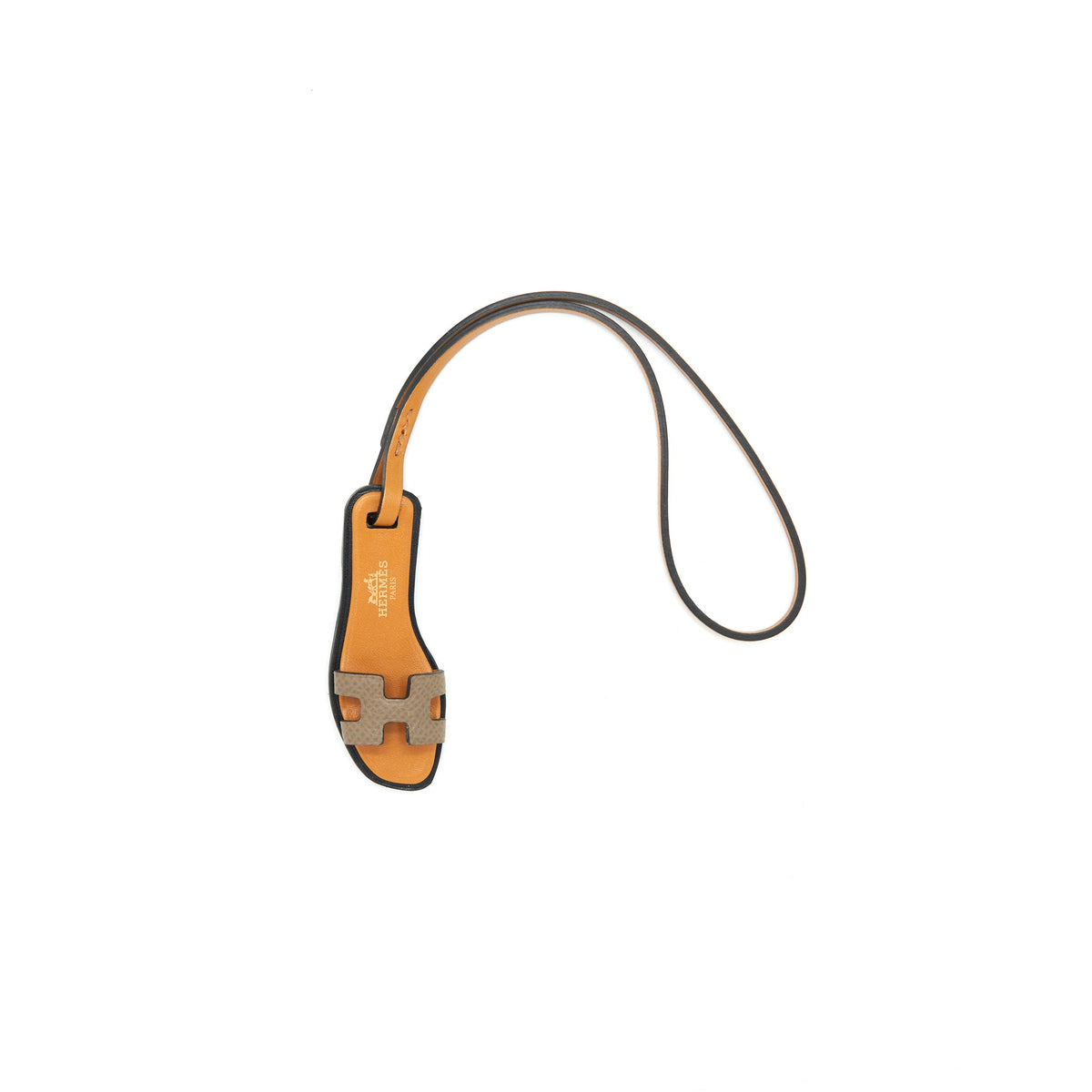 hermes-oran-nano-charm-etoupe