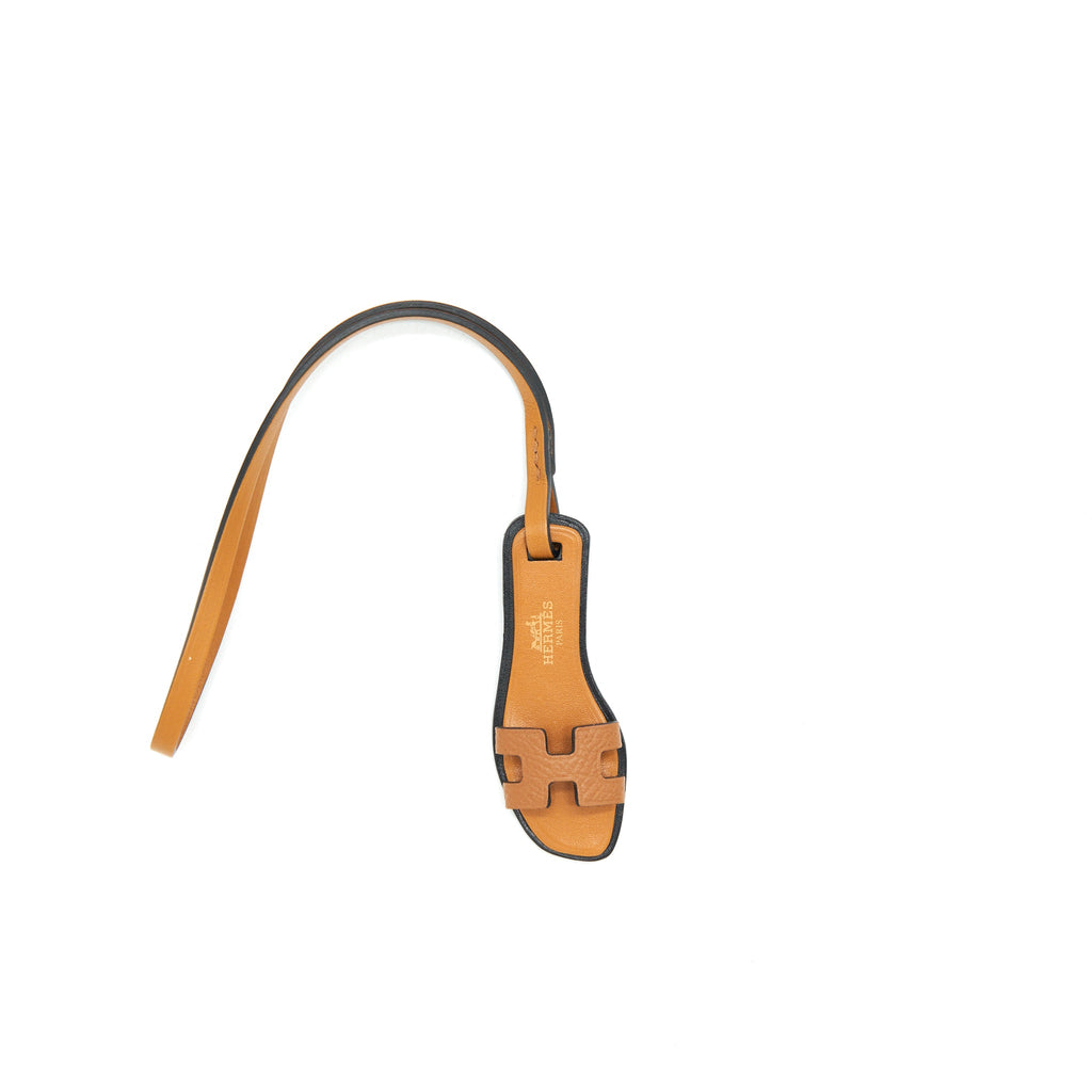 hermes-oran-nano-charm-gold