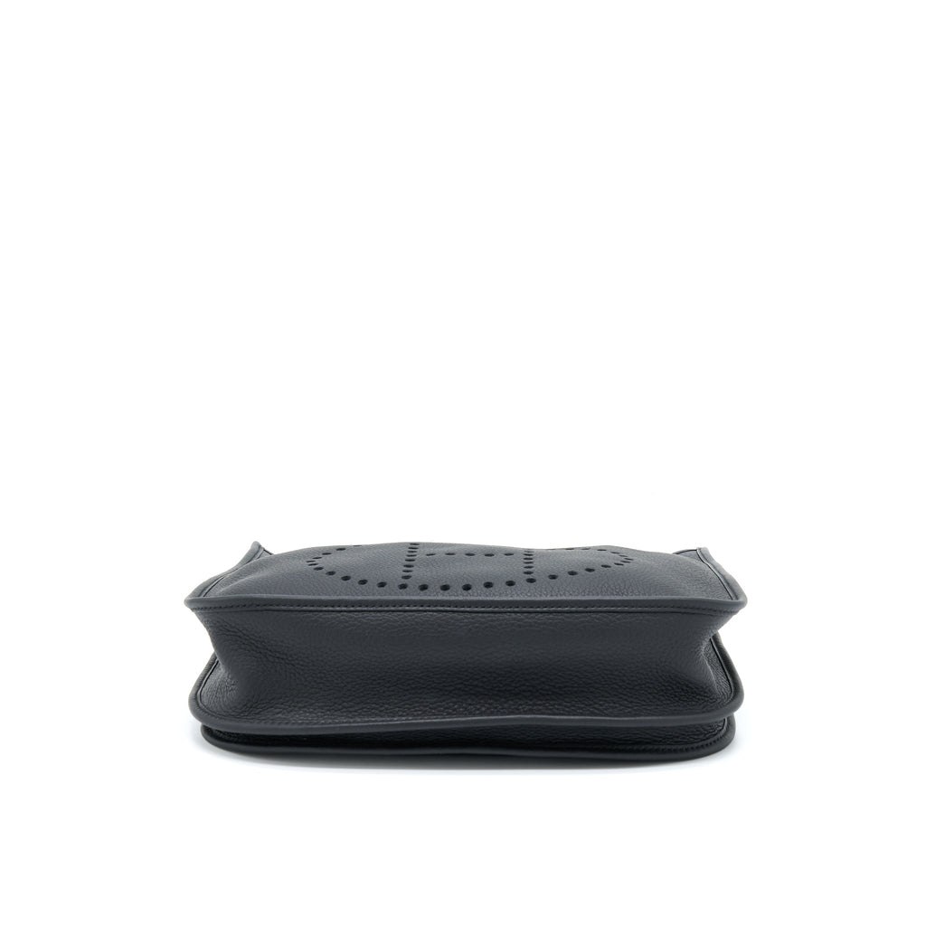hermes-evelyne-29-clemence-black-shw-stamp-z