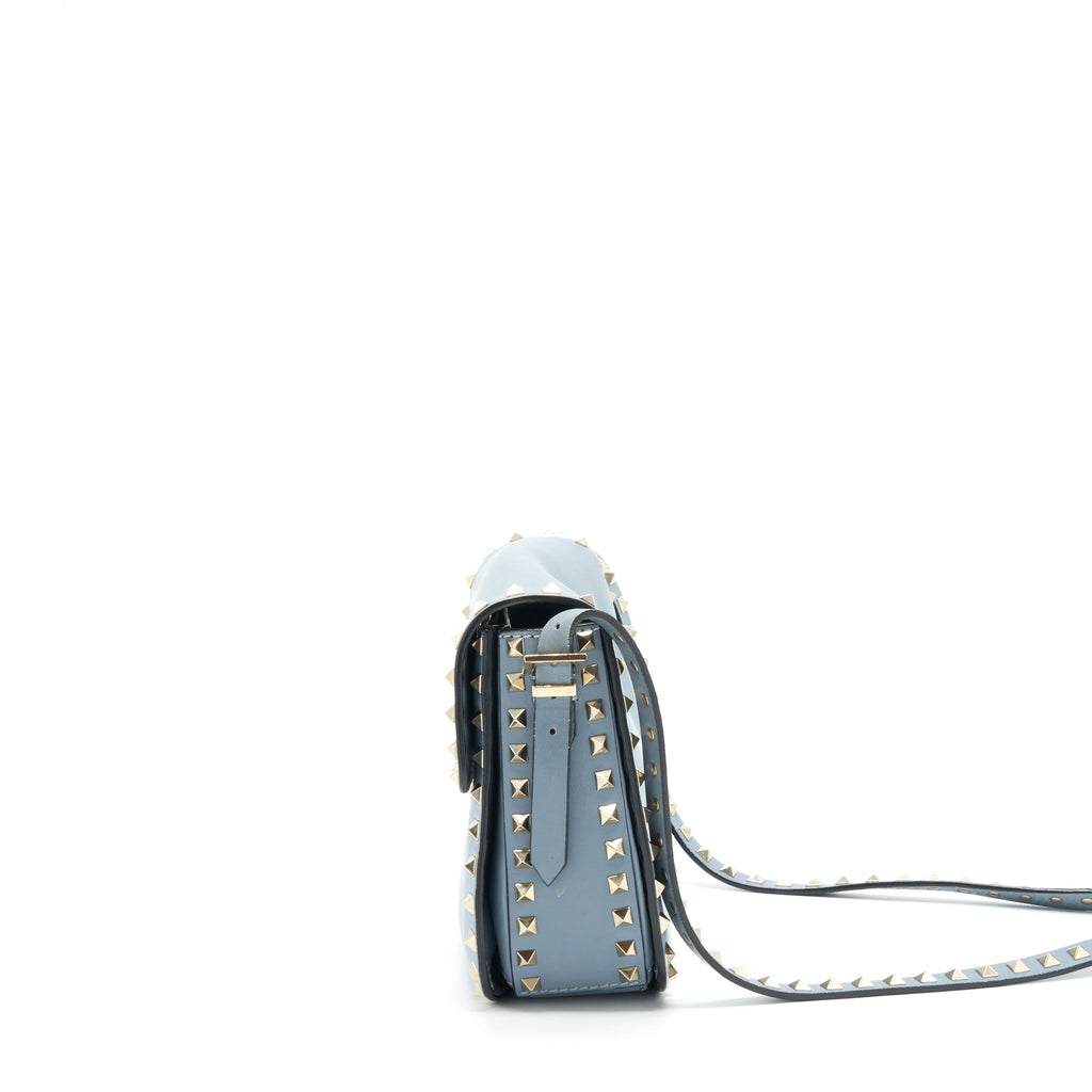 valentino-rockstud-flap-crossbody-bag-light-blue-lghw