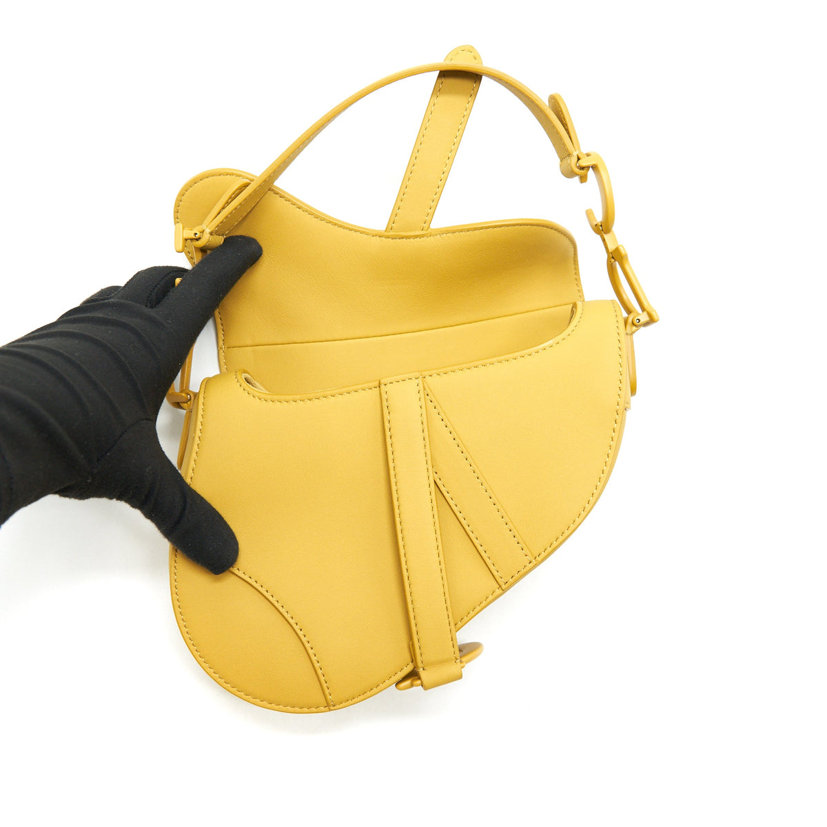 christian-dior-ultra-matte-mini-saddle-bag-calfskin