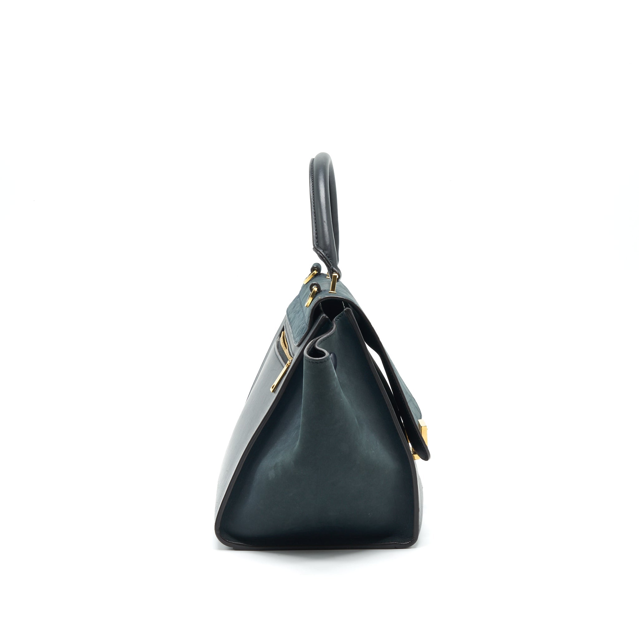 celine-trapeze-bag-navy-black-ghw