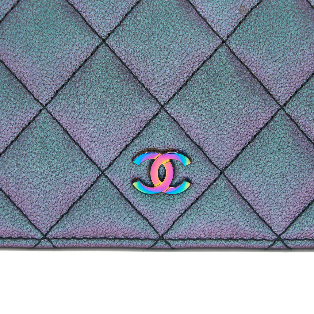 chanel-compact-long-wallet-grained-calfskin-iridescent-purple-multicolor-hardware