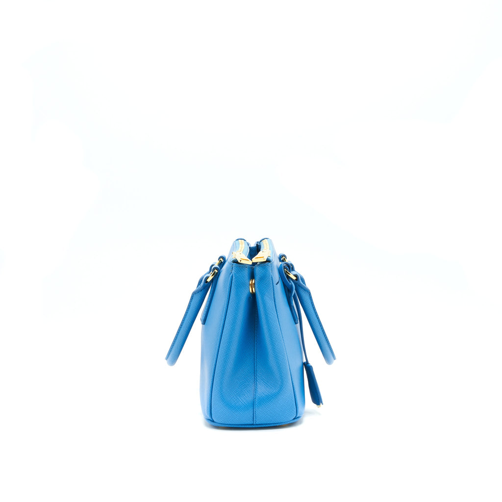prada-galleria-tote-bag-lake-blue