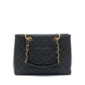 chanel-grand-shopping-bag