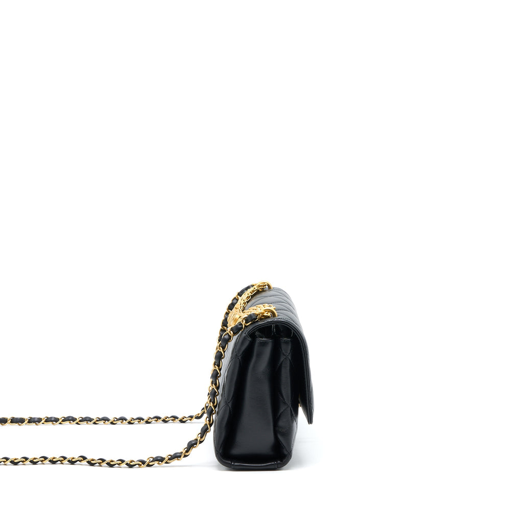 chanel-22s-letter-crystal-handle-flap-bag-lambskin-black-brushed-ghwmicrochip