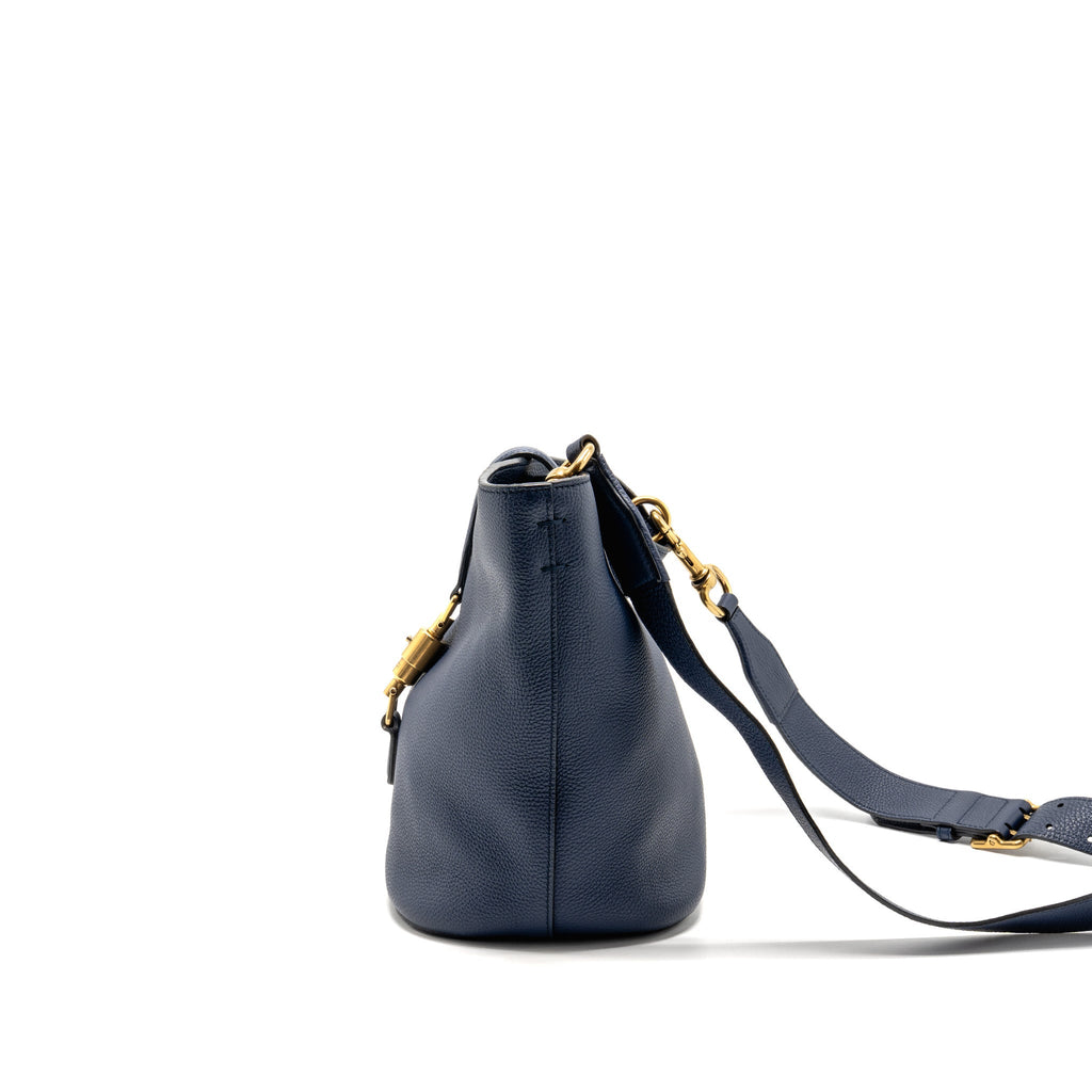 gucci-jackie-bucket-bag-soft-leather-navy-ghw