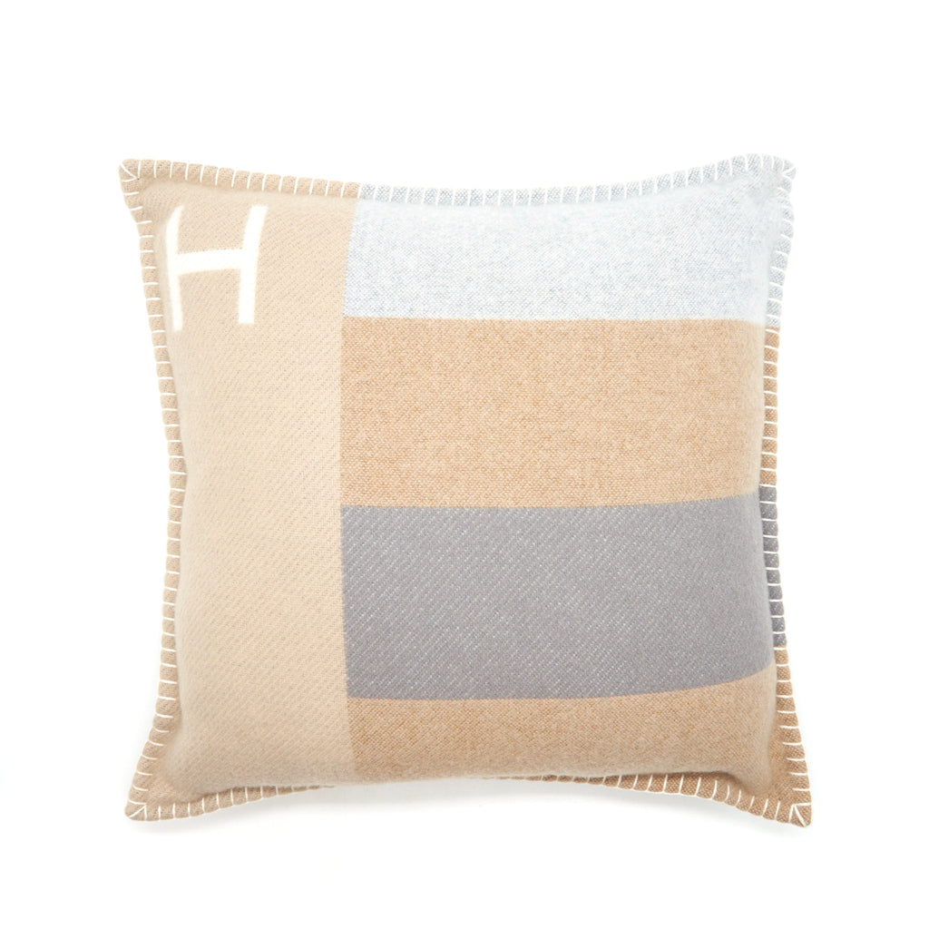 hermes-h-casaque-pillow-sable-rcru