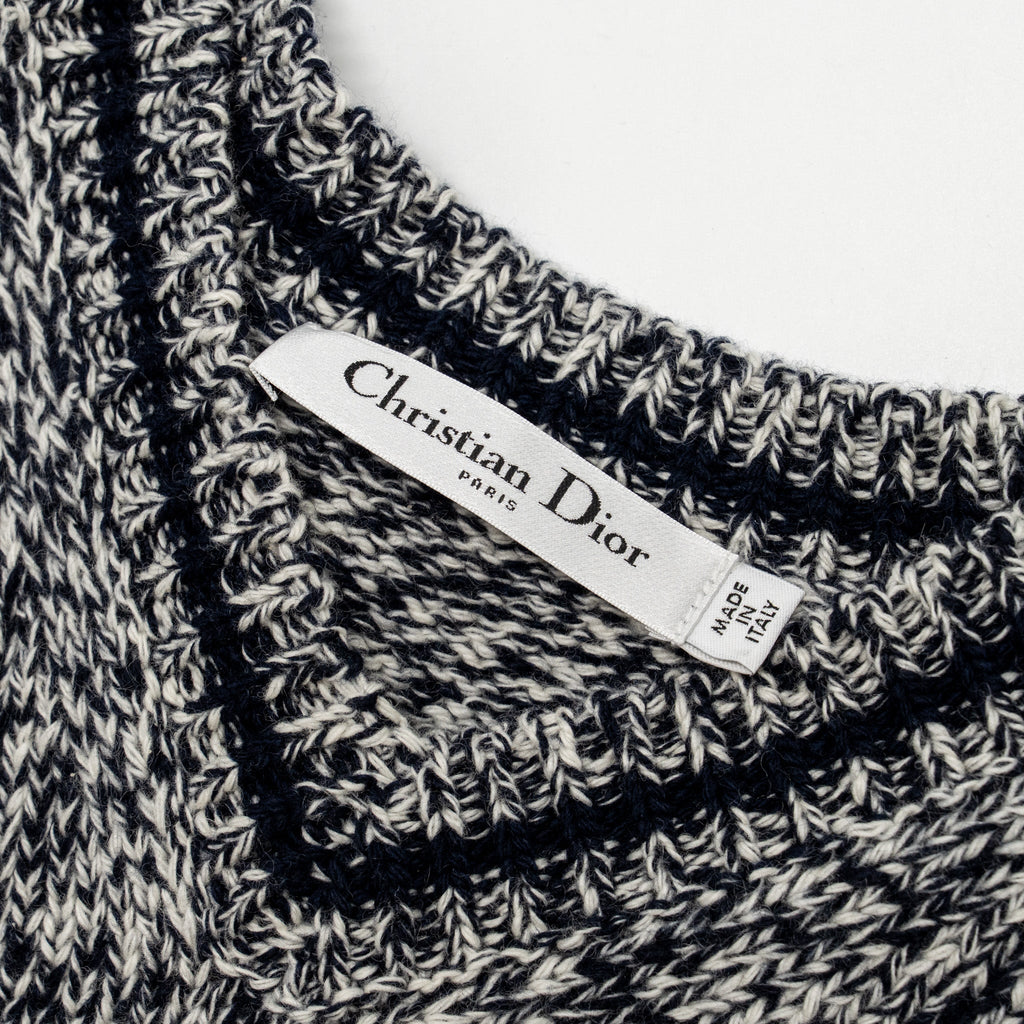 dior-size-40-v-neck-sweater-vest-wool-cashmere-navy-white-copy-1