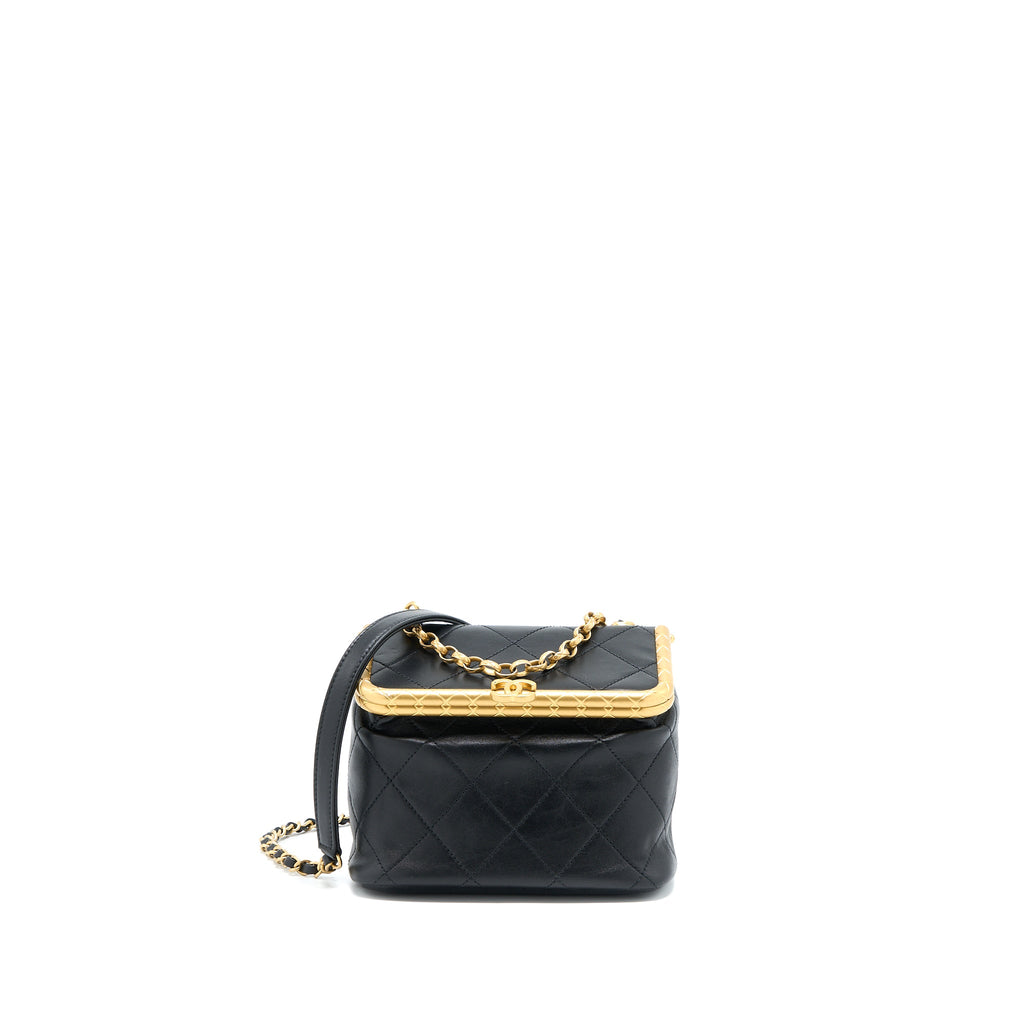 chanel-kiss-lock-clasp-bag-lambskin-black-brushed-ghw