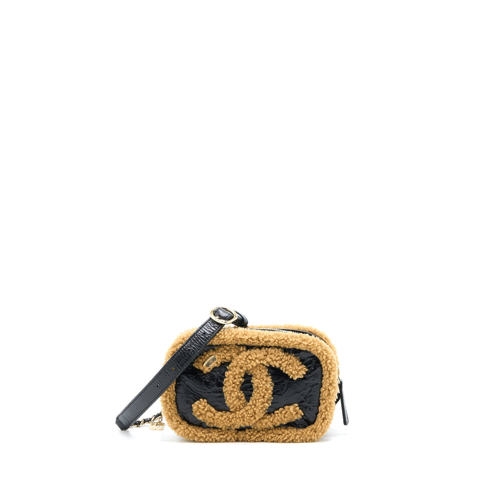 chanel-cc-mania-waist-bag-shearling-and-shiny-crumpled-sheepskin
