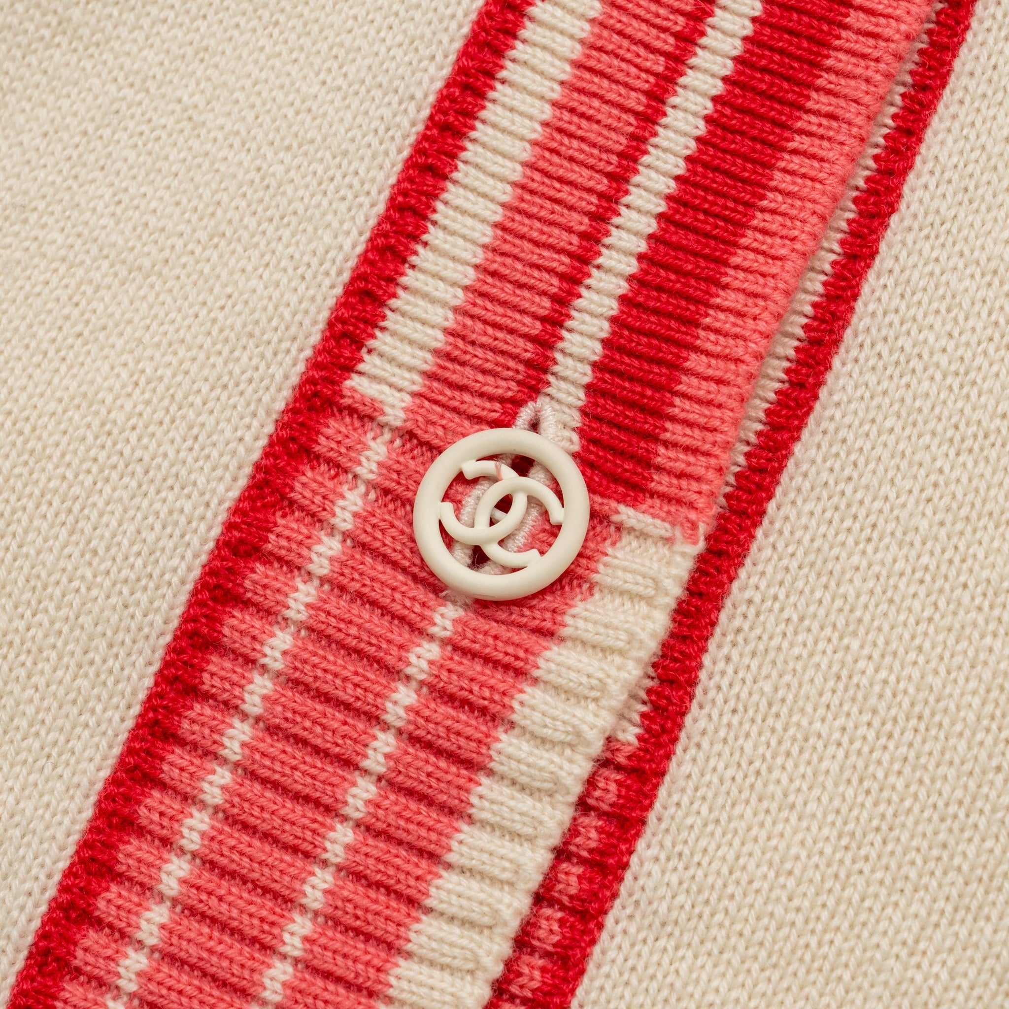 chanel-size-36-deauville-biarritz-venise-cardigan-cashmere-ecru-pink-coral