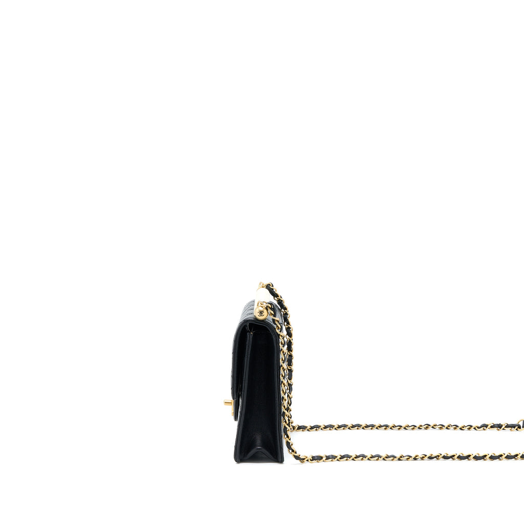 chanel-vertical-pearl-flap-bag-goatskin-black-ghw