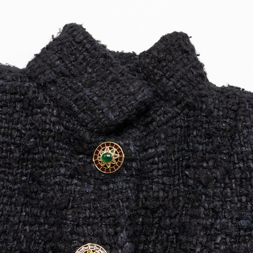 chanel-size-40-detail-button-jacket-tweed-silk-black