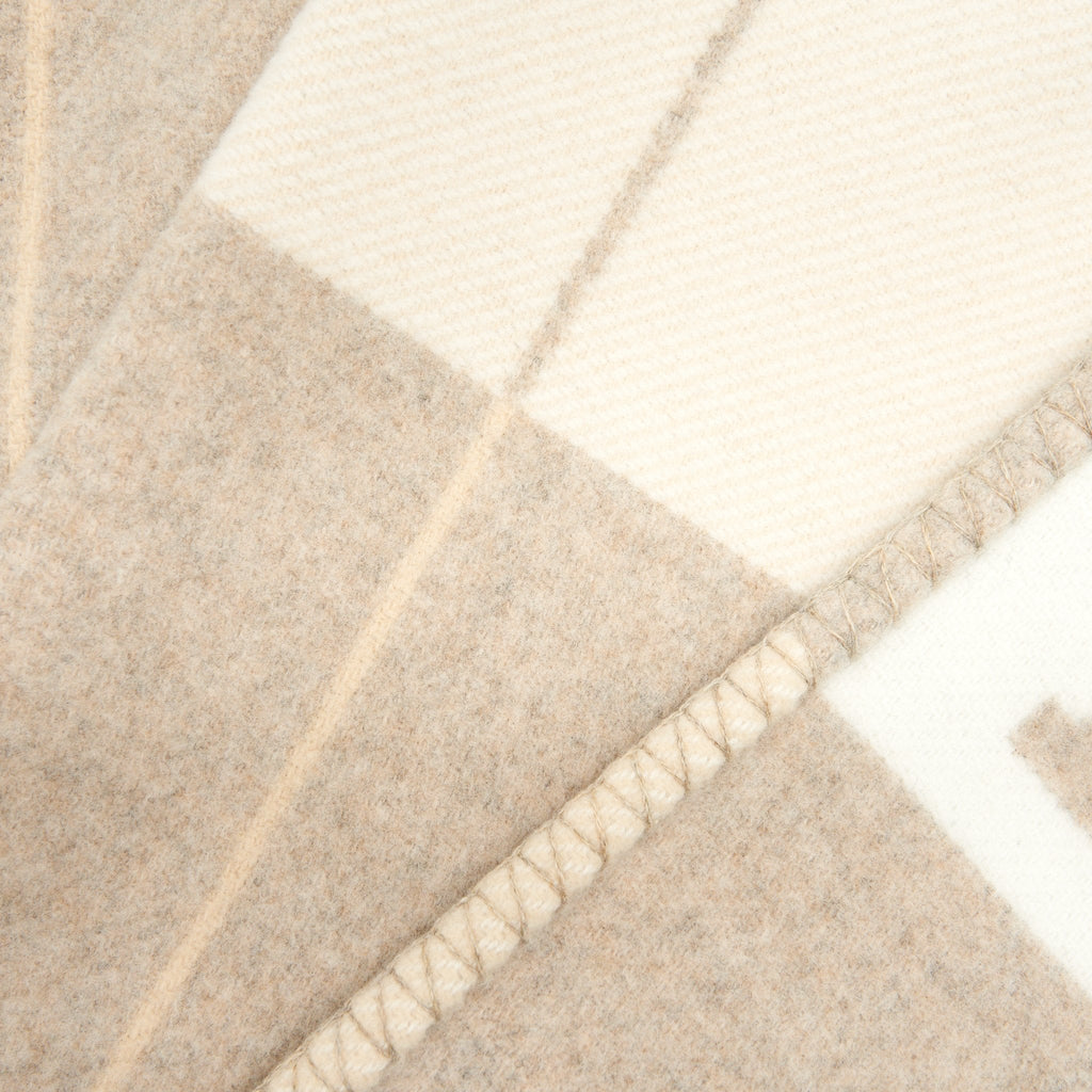hermes-avalon-throw-blanket-camomille-3