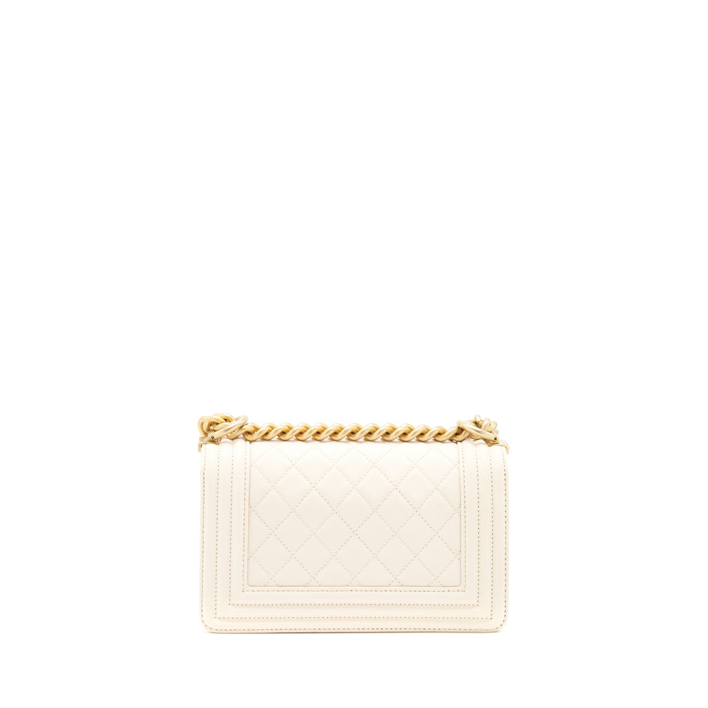 chanel-small-boy-chanel-calfskin-white-ghw