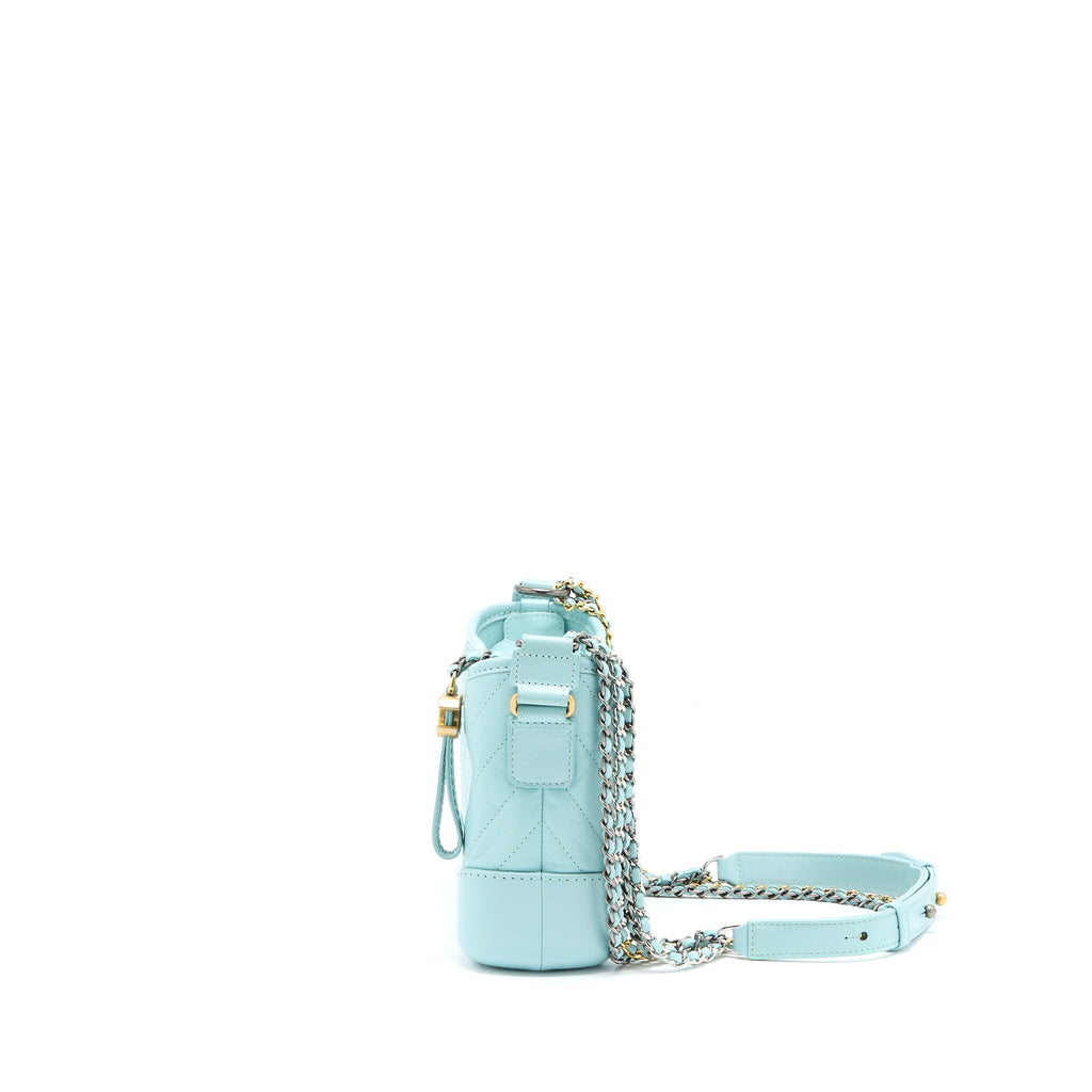 chanel-small-gabrielle-chevron-calfskin-light-blue-multicolour-hardware
