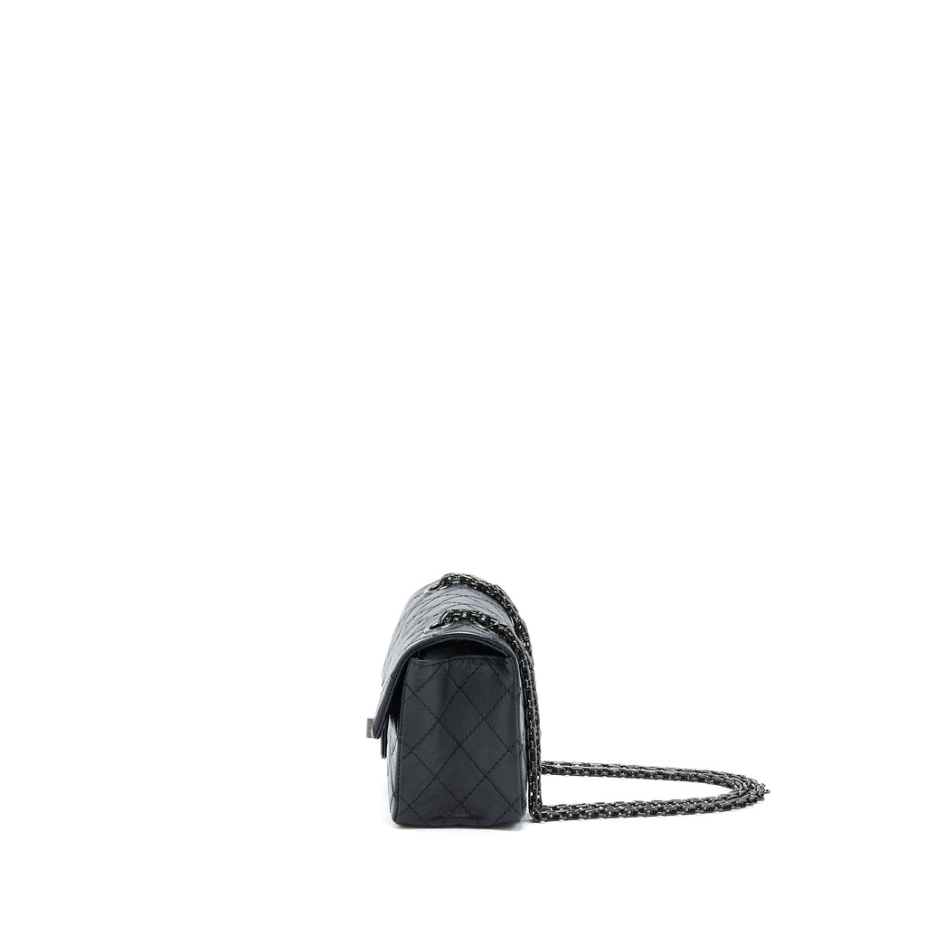 chanel-mini-2-55-reissue-aged-calfskin-so-black-with-black-hardware-microchip