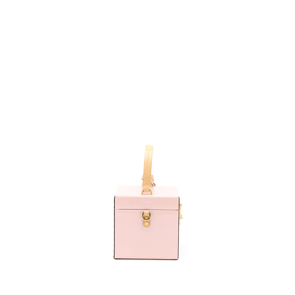 louis-vuitton-bleecker-box-bag-vernis-pink-ghw