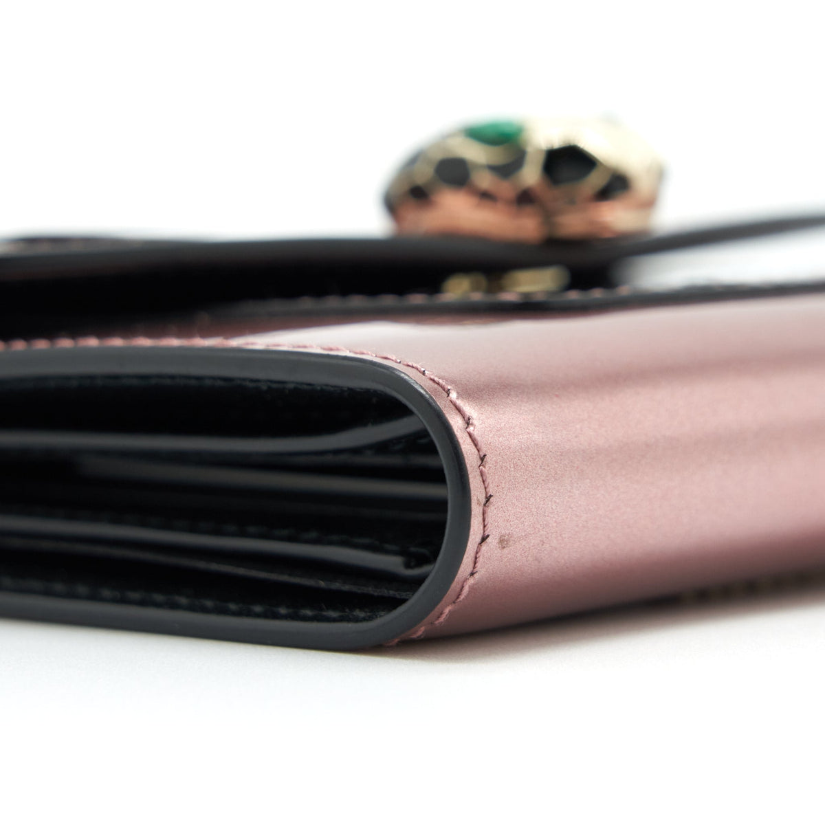 bvlgari-serpenti-compact-wallet-patent-pink