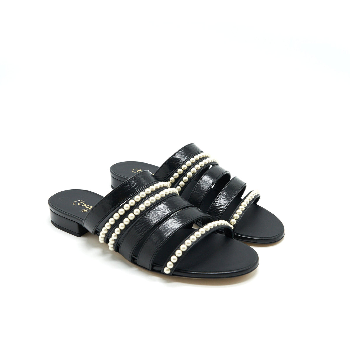 chanel-size37-leather-and-pearl-sandal-black