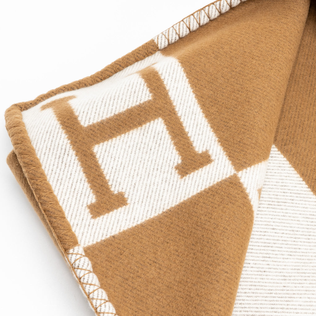 avalon-iii-throw-blanket-gold
