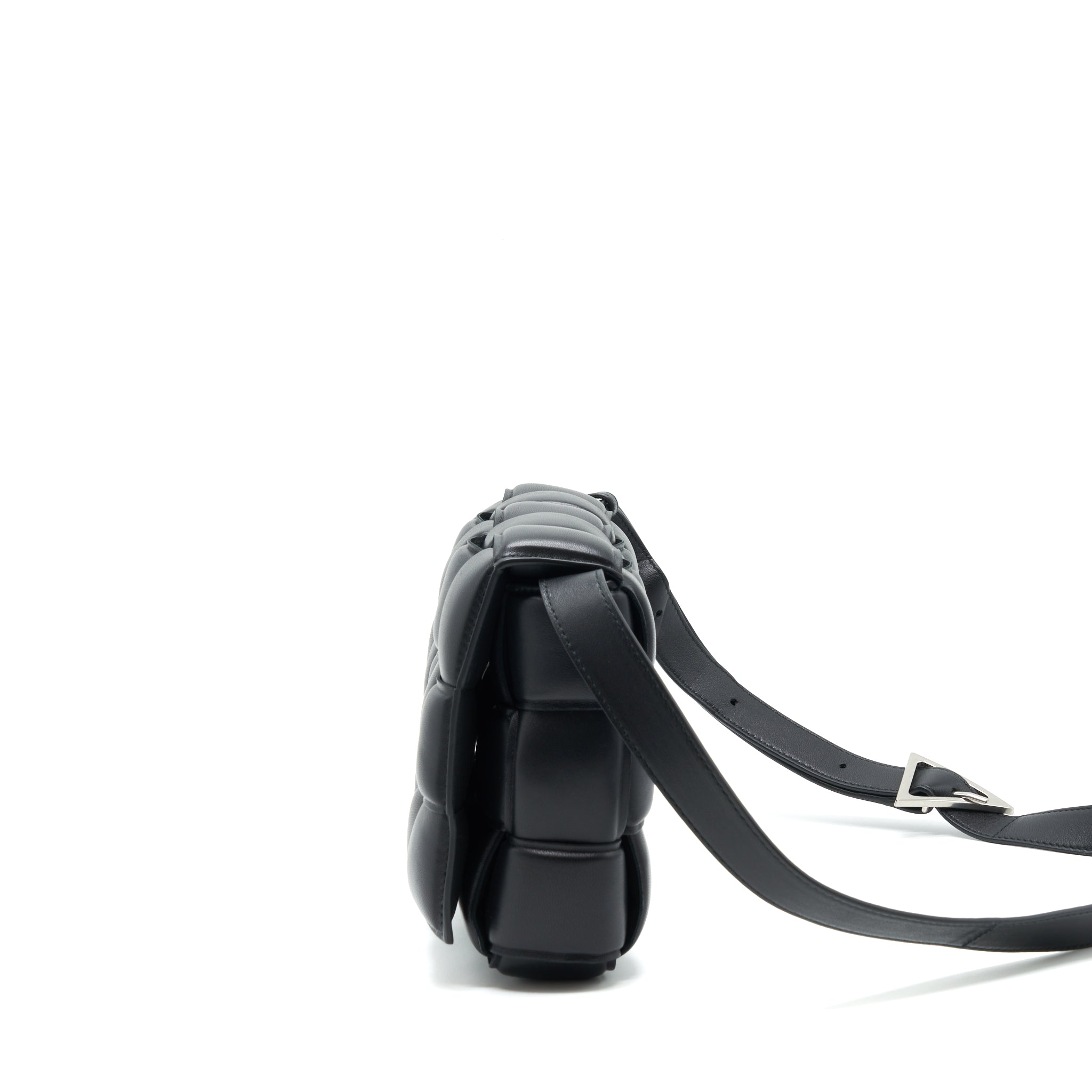 bottega-veneta-padded-cassette-black-shw