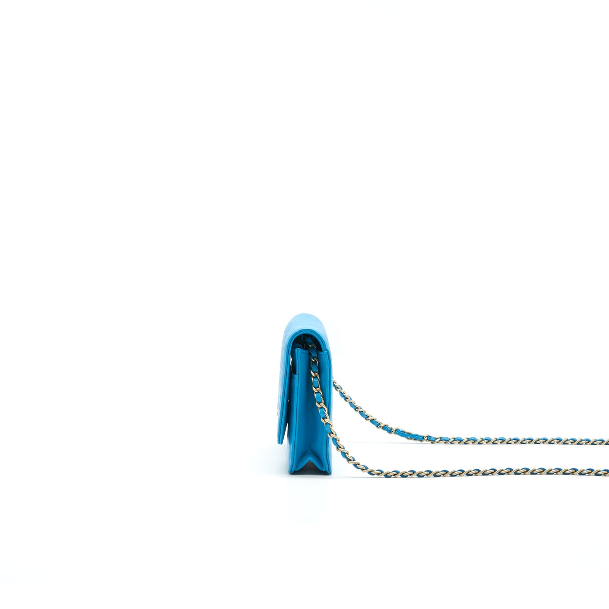 chanel-camelia-wallet-on-chain-lambskin-blue-ghw