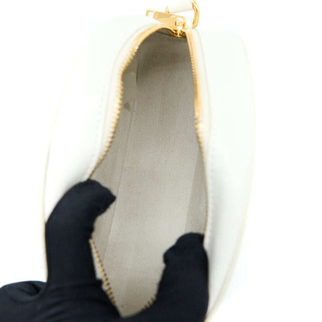 celine-oval-bag-cuir-triumphed-calfskin-white-ghw